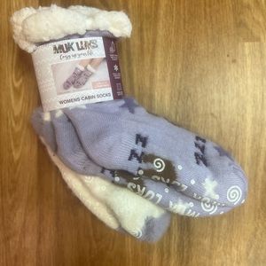 Woman’s Cabin Socks, Muk Luks, Size 8-10